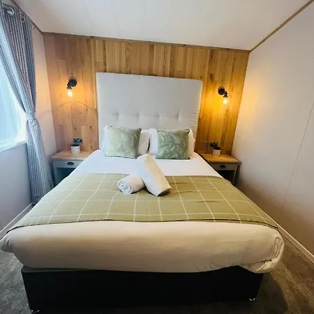 Holiday home Luna With Hot Tub