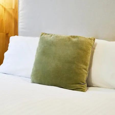 Luna With Hot Tub Holiday home *