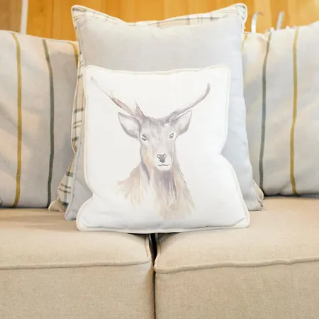 Luna With Hot Tub Holiday home York