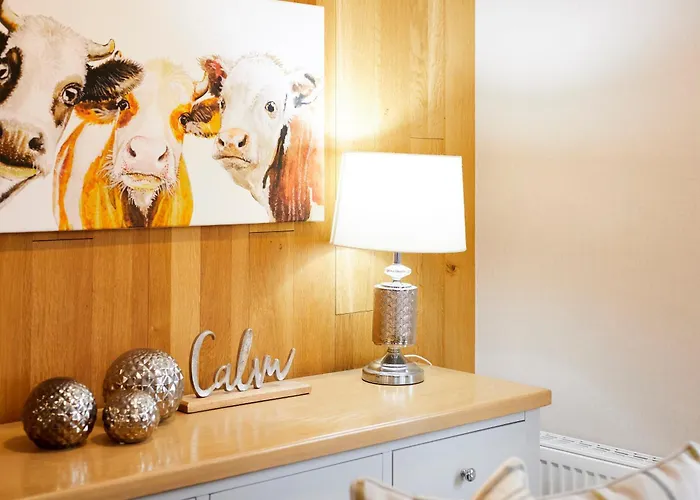 Luna With Hot Tub Holiday home