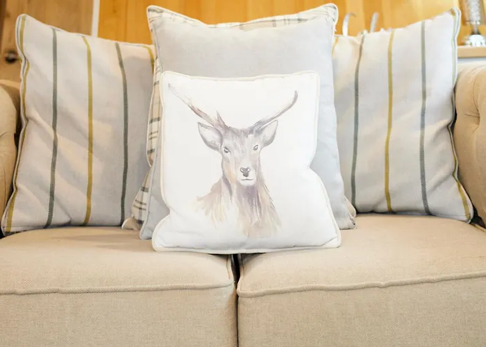 Luna With Hot Tub Holiday home York