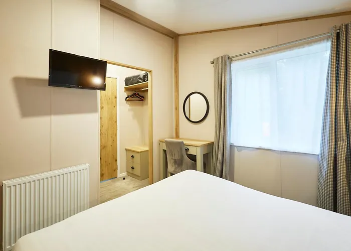 Luna With Hot Tub Holiday home *