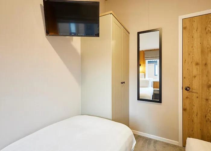 Luna With Hot Tub Holiday home *